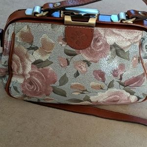 Patricia Nash handbag (height 8 width 11 depth 4)